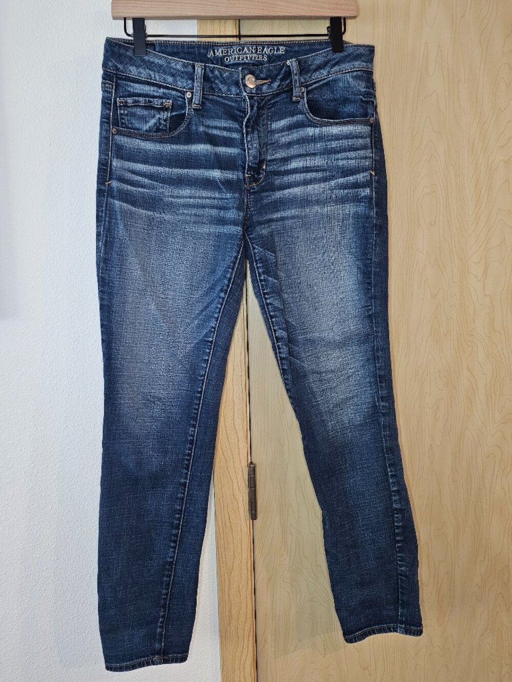 American Eagle skinny jeans